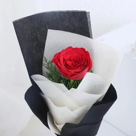 FNP Joyful Red Rose Single Flower image 3
