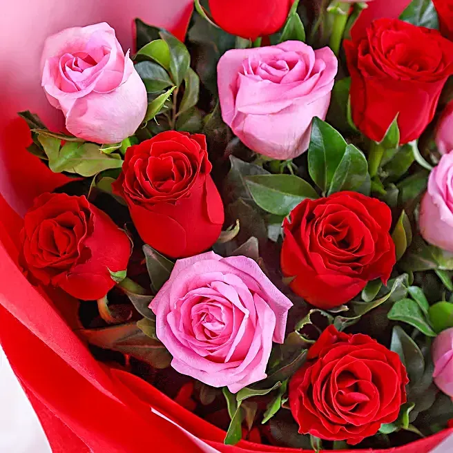 Romantic Rose Radiance Bouquet image 6