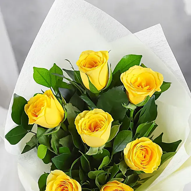 Serene 7 Yellow Roses Bunch image 2