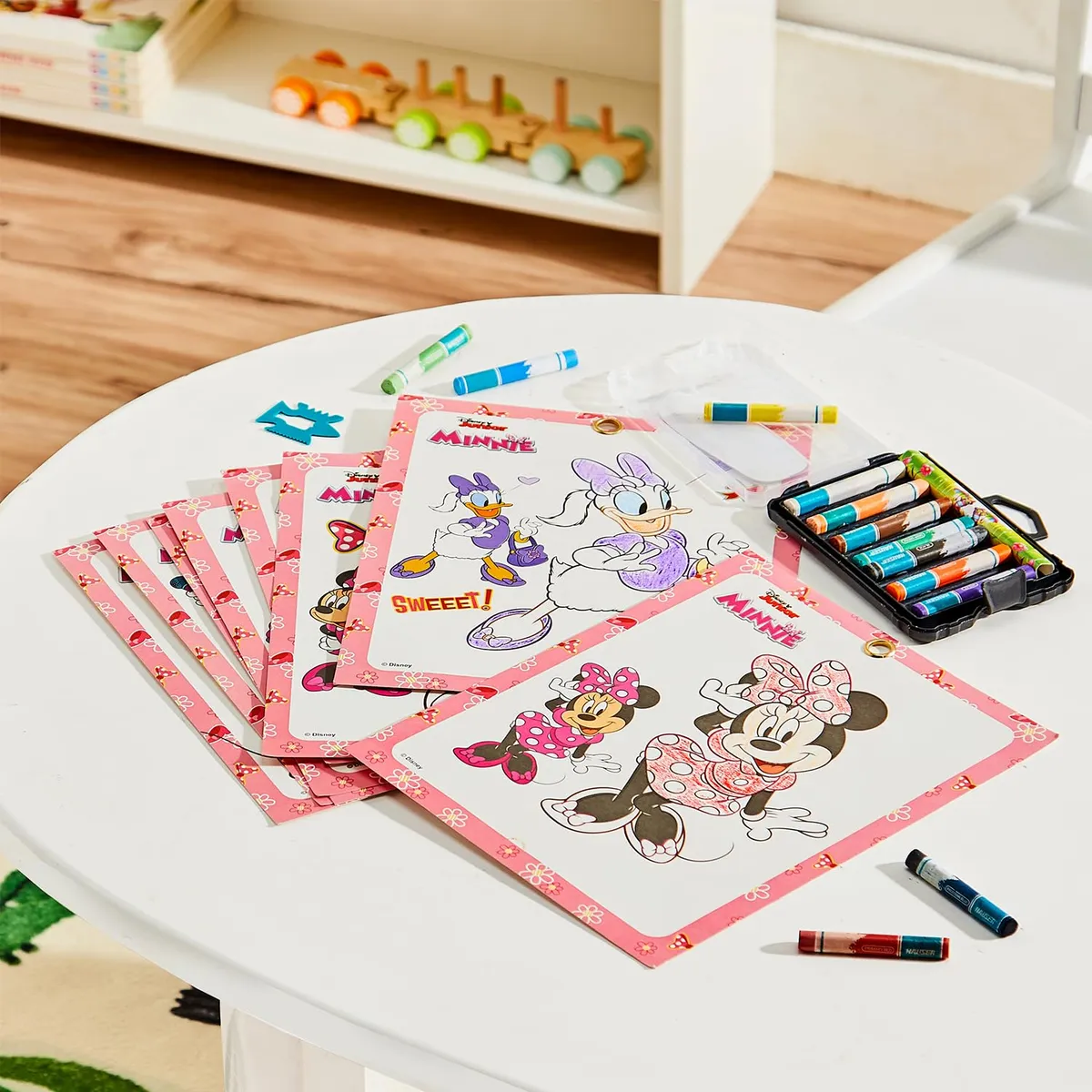 Amazon Brand - Jam & Honey Colouring Frame Kit (Minnie Mouse Edition) | Licensed Disney Theme | for 2+ Years Kids | Child-Friendly Design | Non-Toxic Materials | BIS Approved | Perfect for Gifting